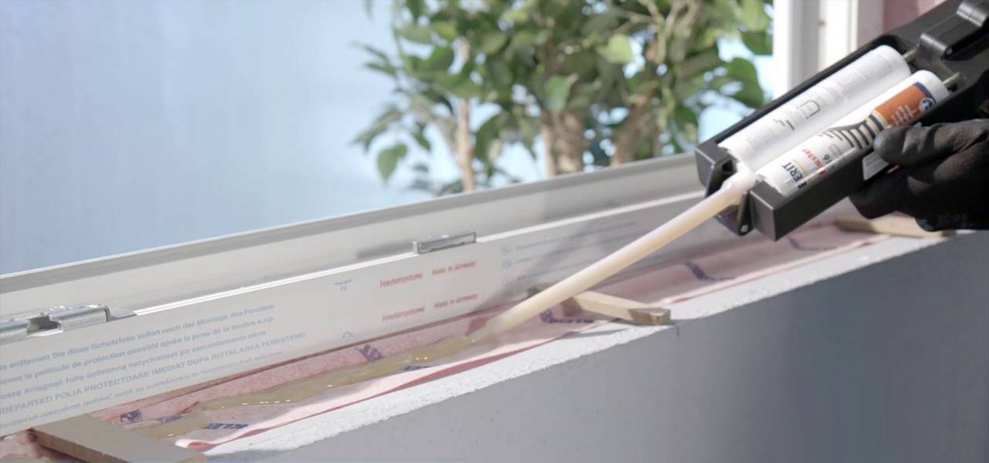 MIPO TRADE s.r.o. distributor lepidel KLEIBERIT lepidla KLEIBERIT